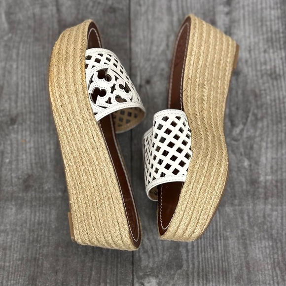 Tory Burch White Leather Thatched 65mm Platform Wedge Sandals - Picture 7 of 17